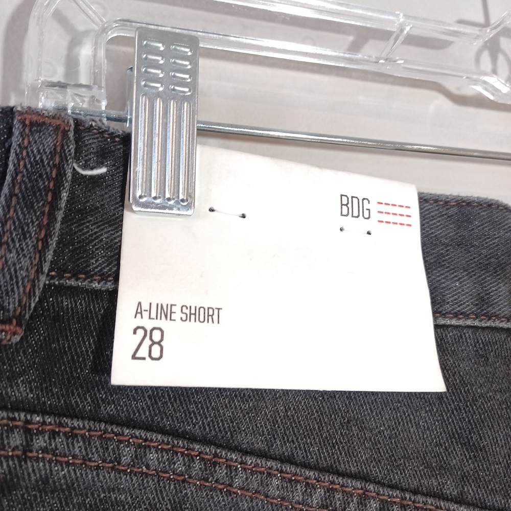 Bdg Urban Outfitters A Line Black Jean Short High Waisted Frayed Hem Size 28 New - Picture 5 of 8